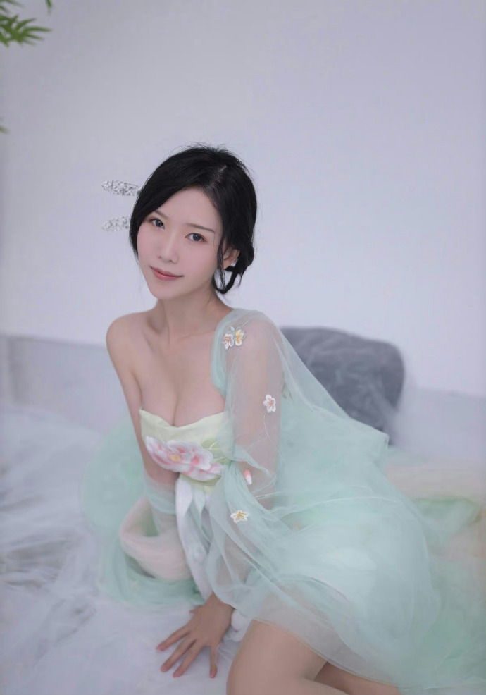 小丑2：双重妄想 海报